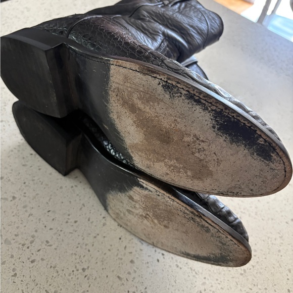 Cody James Black Leather Cowboy Boots size 11 - Picture 2 of 10